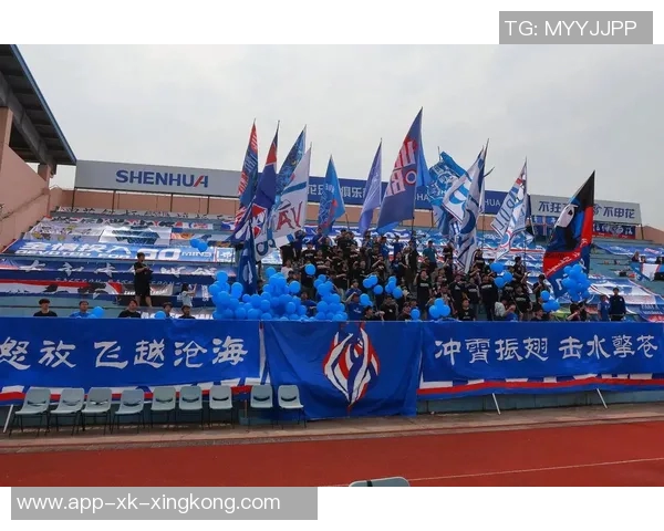 青岛西海岸女足在女甲收官战中获胜成功夺得联赛季军荣耀 青岛西海岸女足在女甲收官战中获胜成功夺得联赛季军荣耀