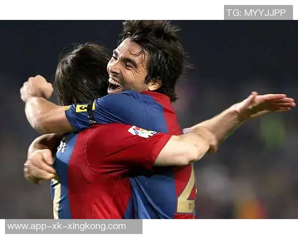 巴萨关注本菲卡19岁后卫奥利维拉德科与经纪人深入洽谈