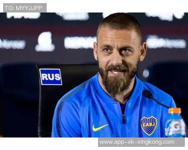 德罗西正式加盟热那亚执教合同签署至明年六月附加一年选项