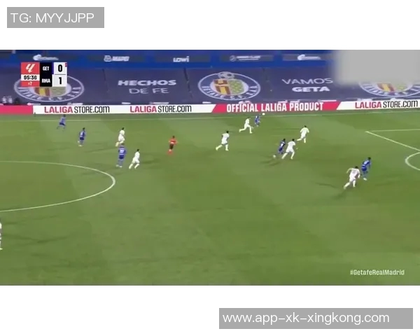 拉门斯赛场神勇表现连救险球最后时刻助攻队友绝平精彩瞬间