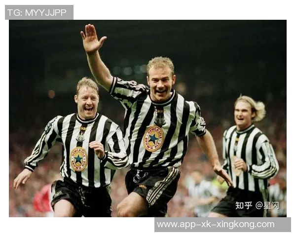 加兰赛后加练苦中作乐三分命中后大跳庆祝展现激情