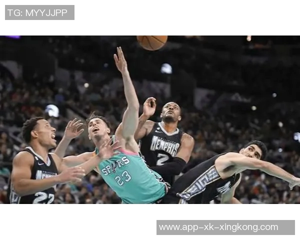 灰熊篮板优势明显却频频失手惨遭马刺逆转失利